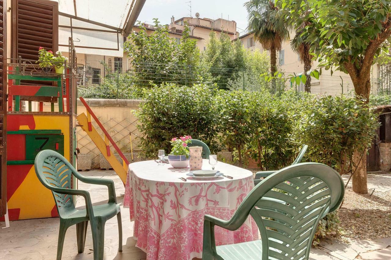 Mimi Apartment With Garden Florencia Exterior foto