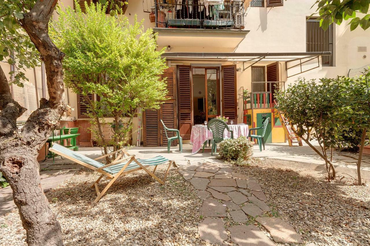 Mimi Apartment With Garden Florencia Exterior foto
